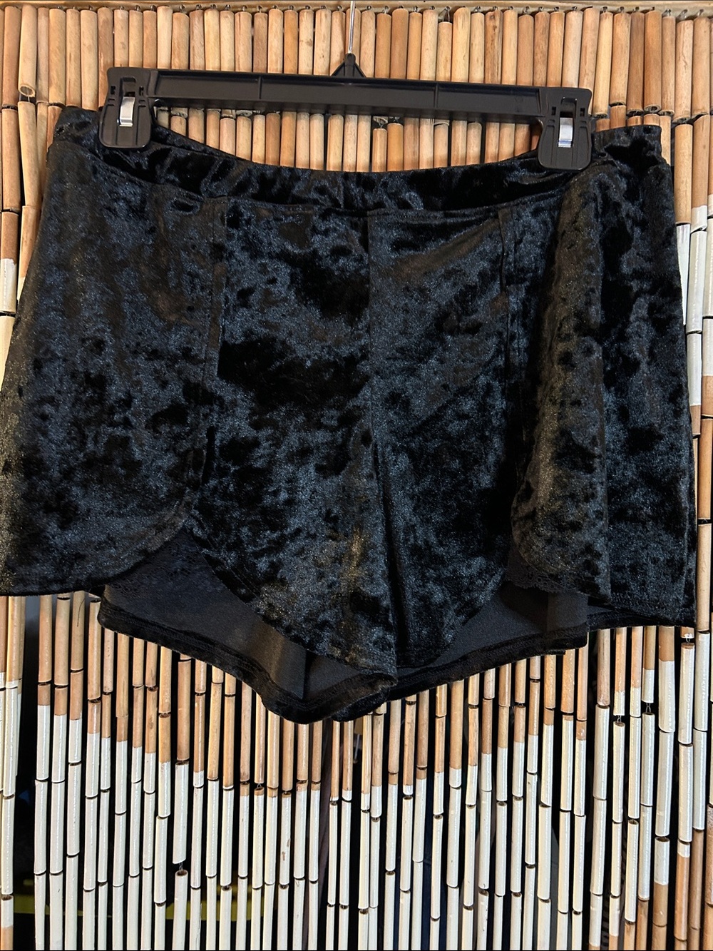 Soma Black Velvet Scalloped Hem Skort